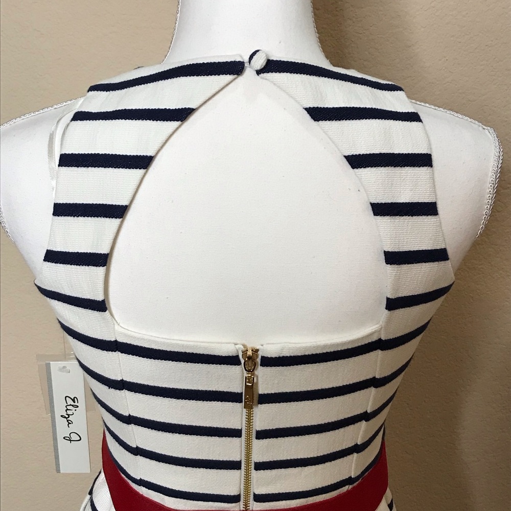 Eliza J Striped Fit & Flare Dress Size 2P - Picture 7 of 15